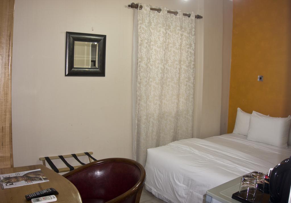 Tropical Enclave Hotel Akra Dış mekan fotoğraf