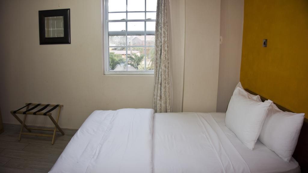 Tropical Enclave Hotel Akra Dış mekan fotoğraf