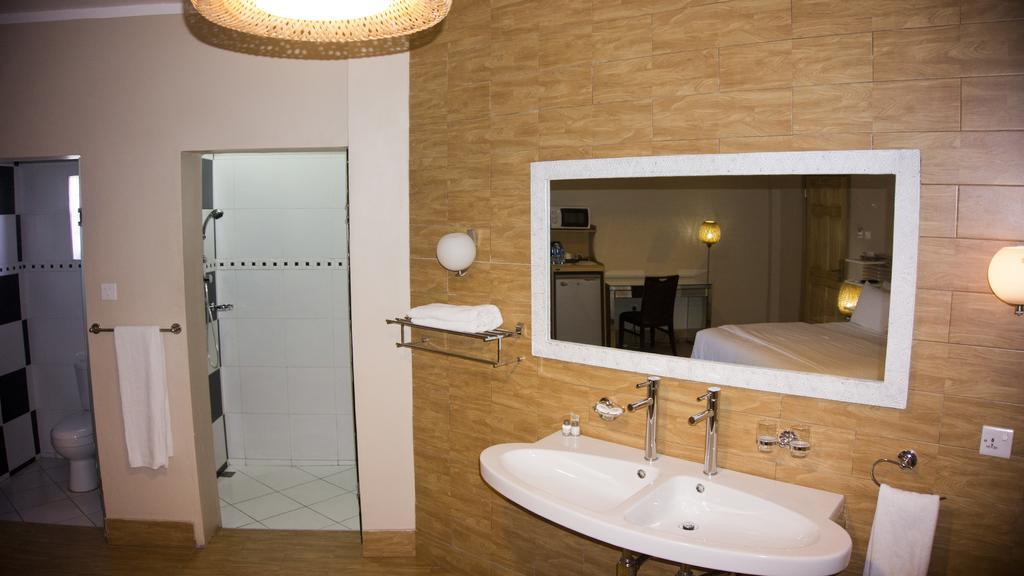 Tropical Enclave Hotel Akra Dış mekan fotoğraf