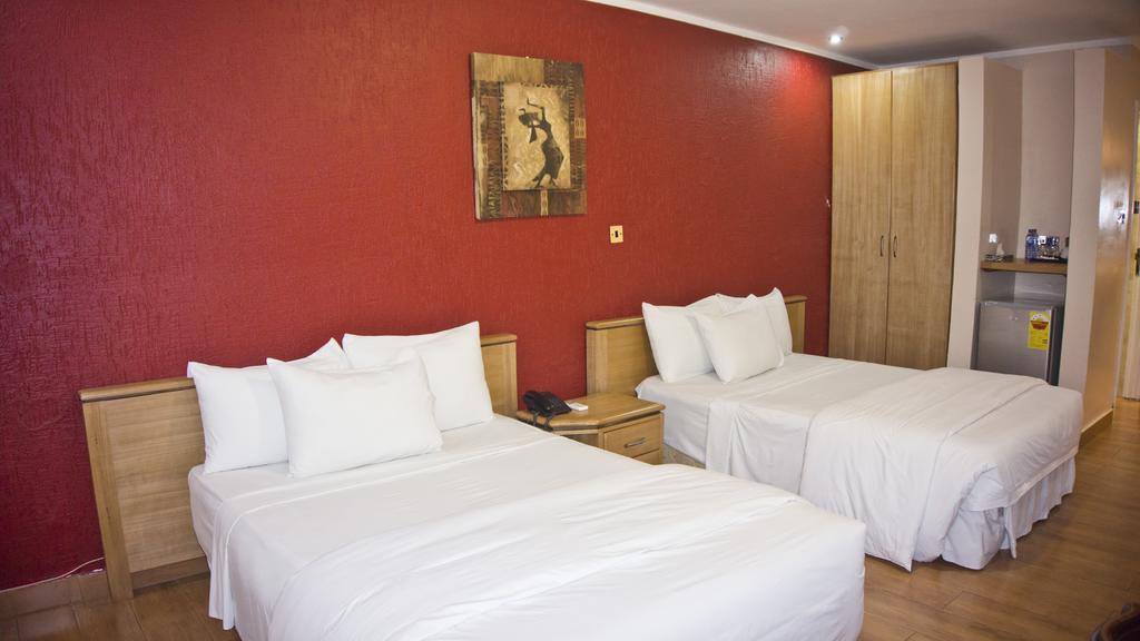 Tropical Enclave Hotel Akra Dış mekan fotoğraf