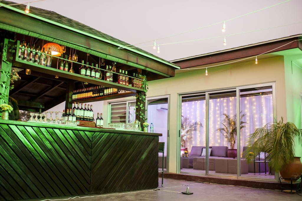 Tropical Enclave Hotel Akra Dış mekan fotoğraf