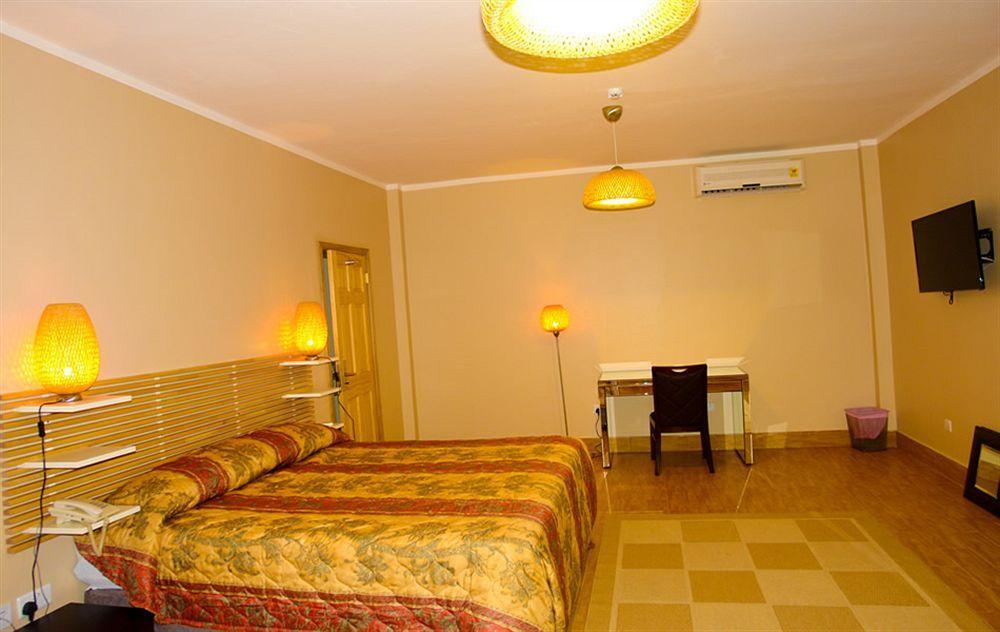 Tropical Enclave Hotel Akra Dış mekan fotoğraf