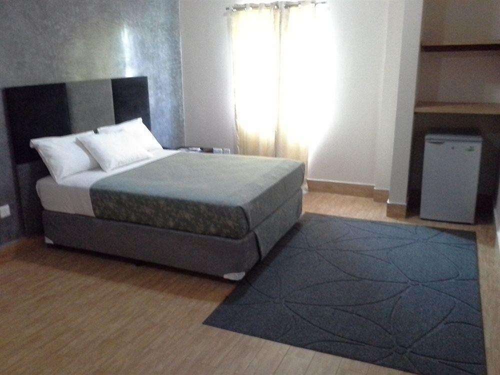 Tropical Enclave Hotel Akra Dış mekan fotoğraf